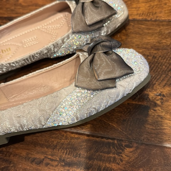 Sparkly bow flats - Picture 4 of 6